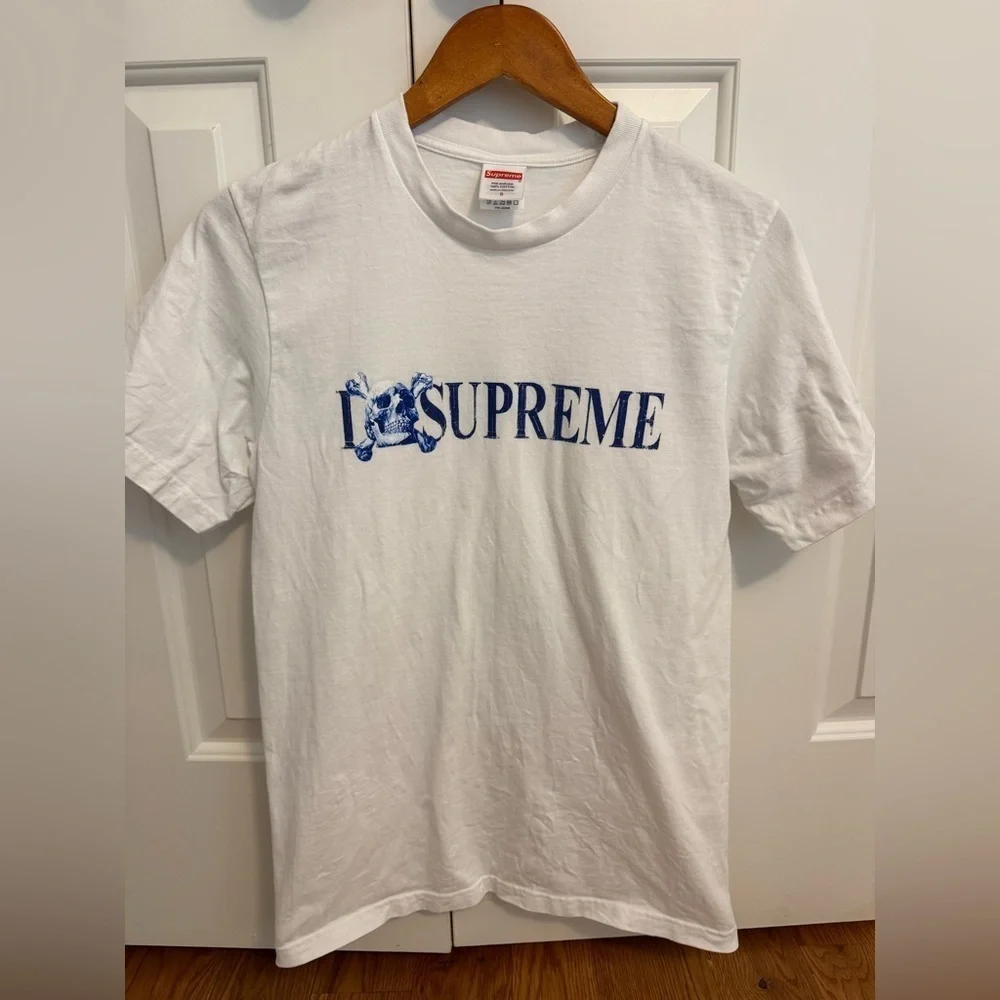 Supreme Skull Tee FW25 White Size Small